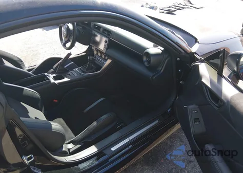 2025 Toyota Gr86 Premium z USA, uszkodzony, nr VIN JF1ZNBE11S8752306